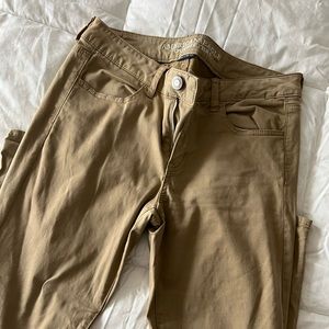 American Eagle Khaki Jeggings | Size 10